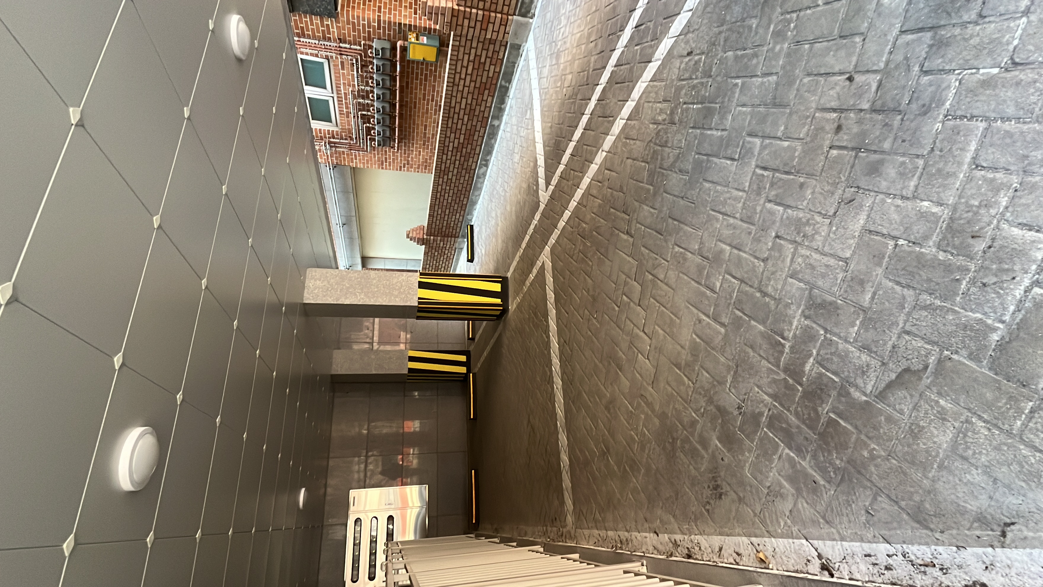 청년이음 안산점_일동1-외관_주차장(2)